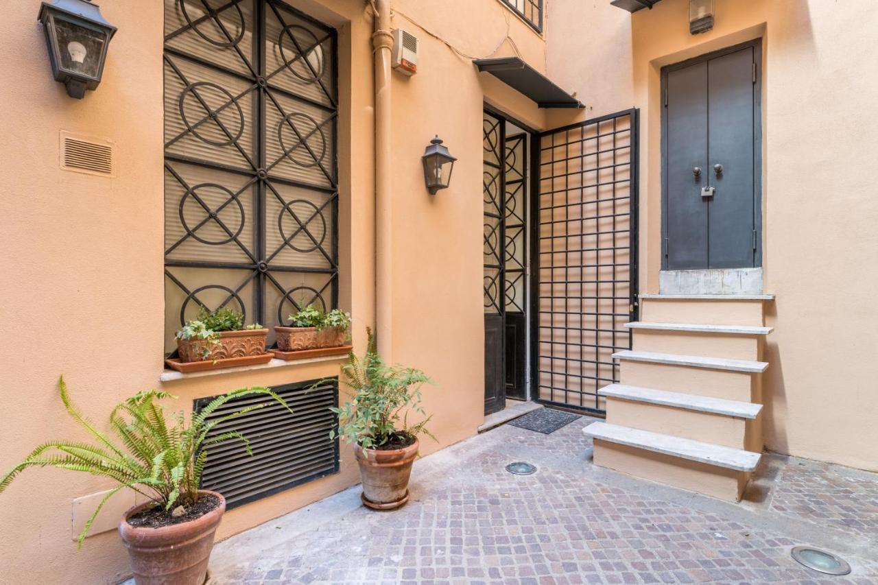 Studio D'Artista, Elegante Loft Nel Cuore Di Roma Екстериор снимка